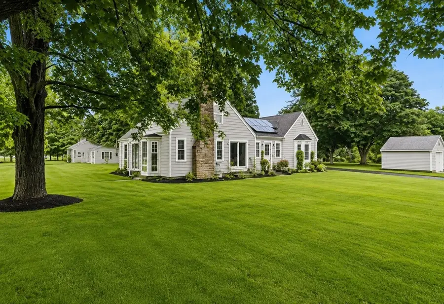 35 Anawan St, Rehoboth, MA 02769 - #2