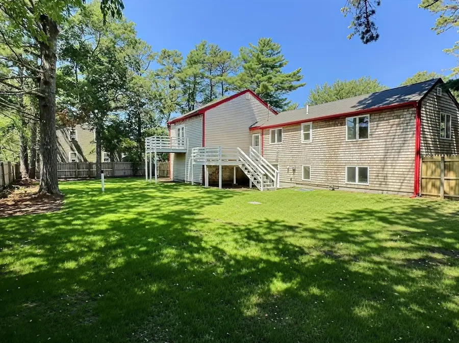 14 Milford St, Plymouth, MA 02360 - #2