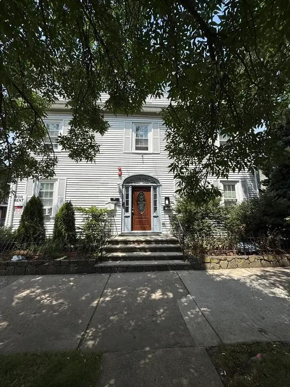 47 Broad Street, Lynn, MA 01902