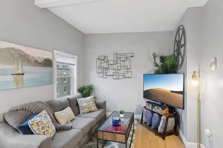 115 West Seventh #3, Boston, MA 02127 - #3