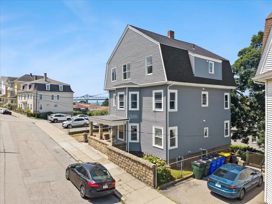 154 Barnaby St, Fall River, MA 02720 - #2