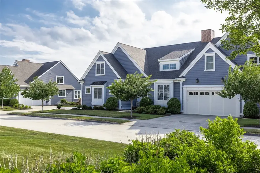 11 Tolland Way #11, Framingham, MA 01701 - #3