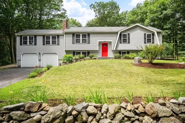 597 Old Dunstable Rd, Groton, MA 01450