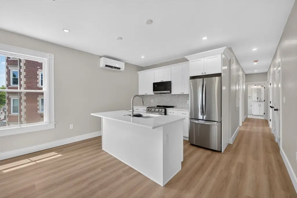533 Washington Street #3, Boston, MA 02124 - #1