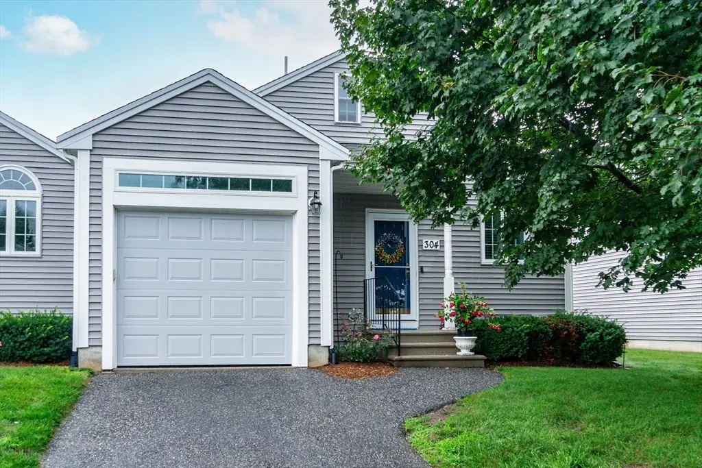 304 Village Ln #304, Bellingham, MA 02019 - #1
