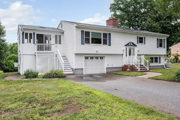 19 Cochrane Cir, Methuen, MA 01844