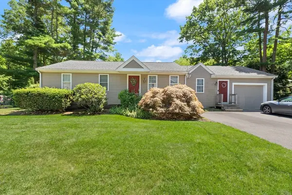 320 Balcom St, Mansfield, MA 02048