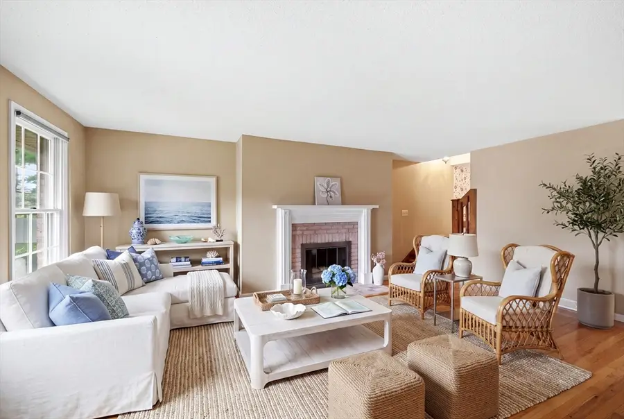 2 Mansion Woods Dr #B, Agawam, MA 01001 - #3