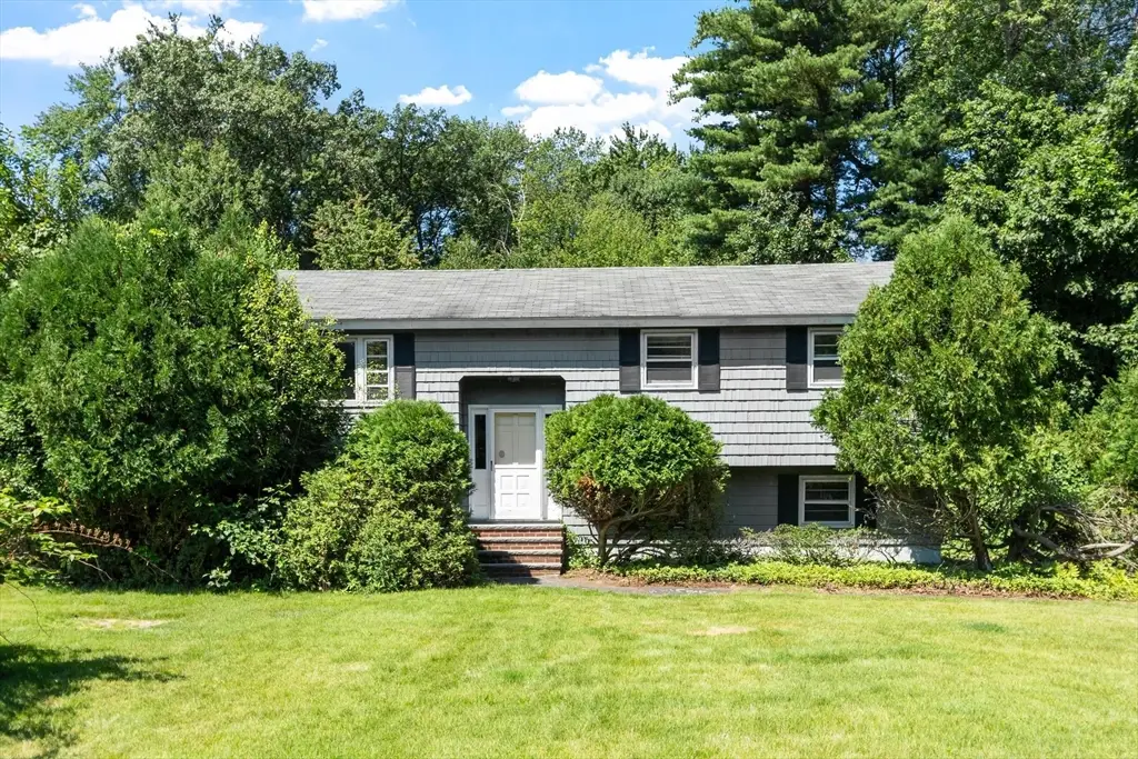 190 Deering Dr, Tewksbury, MA 01876 - #1