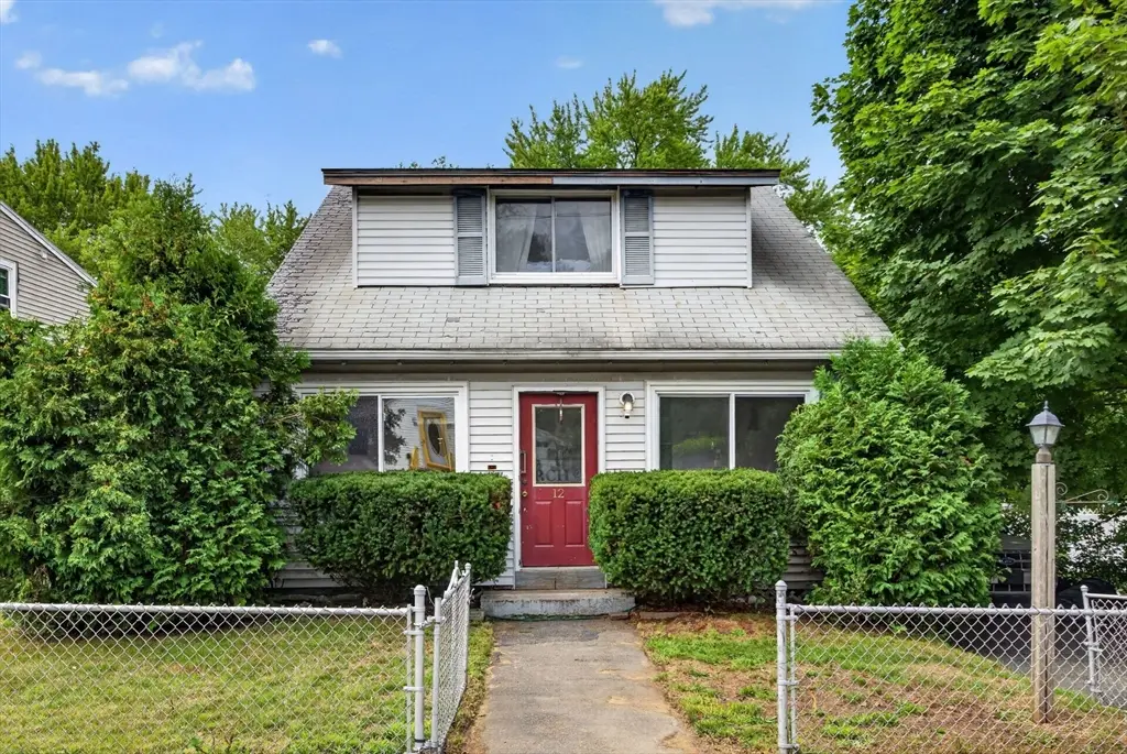 12 Hurd Ave, Saugus, MA 01906 - #1