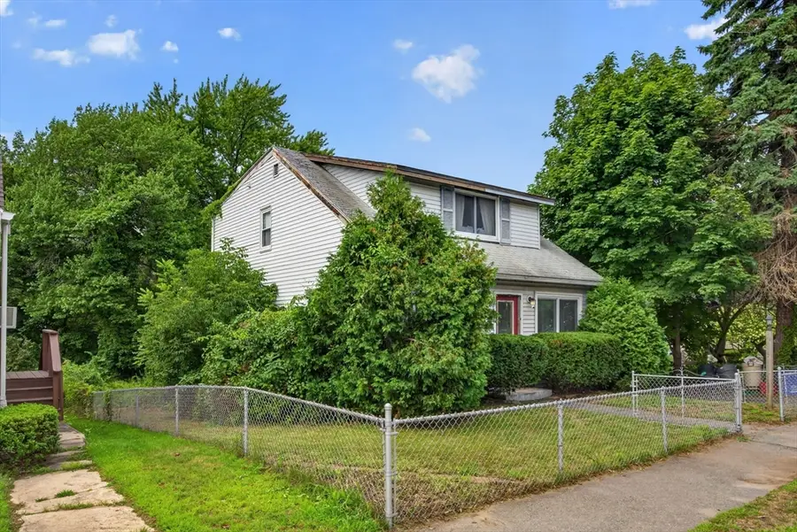 12 Hurd Ave, Saugus, MA 01906 - #2