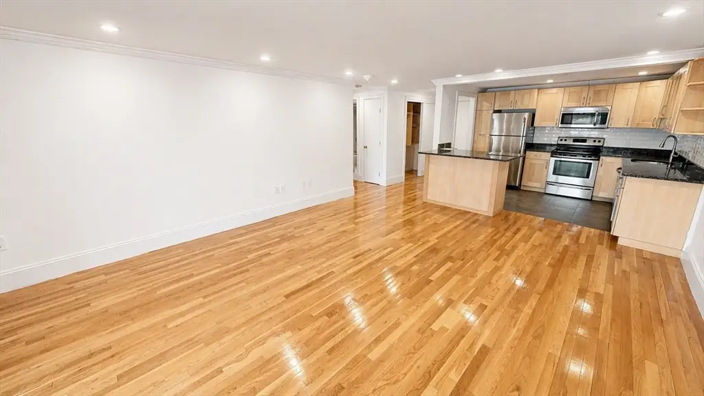 121 Tremont St #A6, Boston, MA 02135 - #1