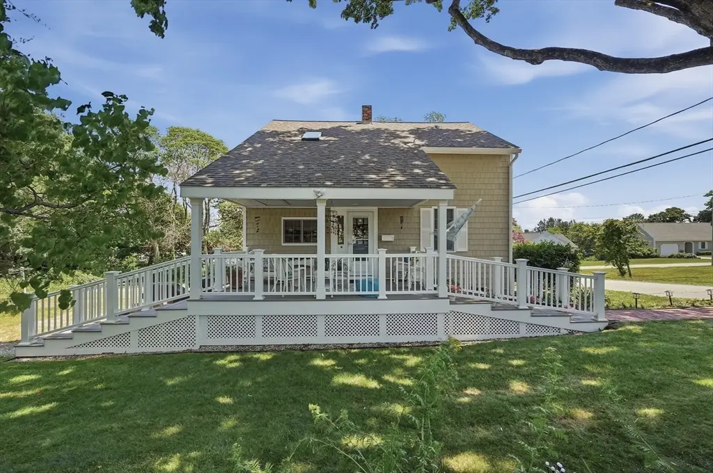 61 Houlton Street, Swansea, MA 02777 - #1