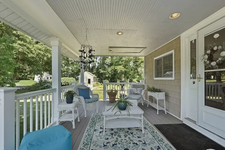 61 Houlton Street, Swansea, MA 02777 - #3