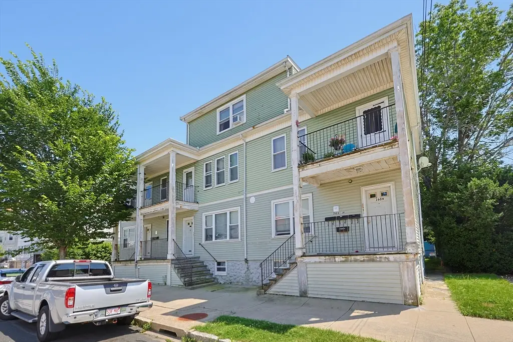 258-260 Whitman St, New Bedford, MA 02745 - #1