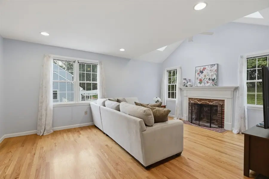 38 Trowbridge Lane, Shrewsbury, MA 01545 - #3