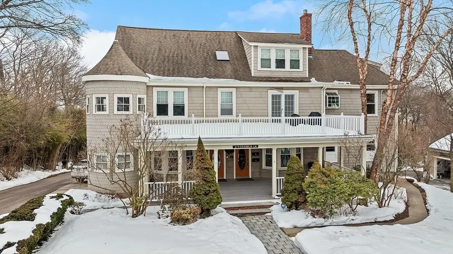 2-4 Chisholm Ln #3, Boston, MA 02131 - #2