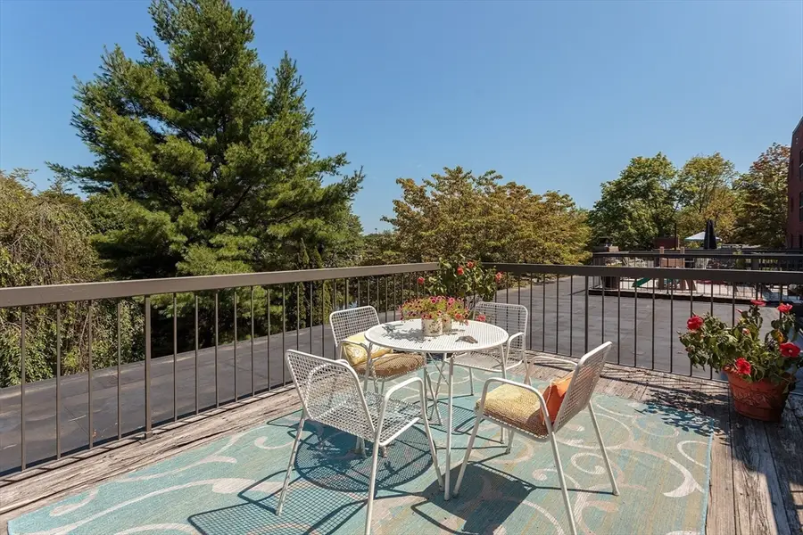 666 Main Street #207, Winchester, MA 01890 - #3