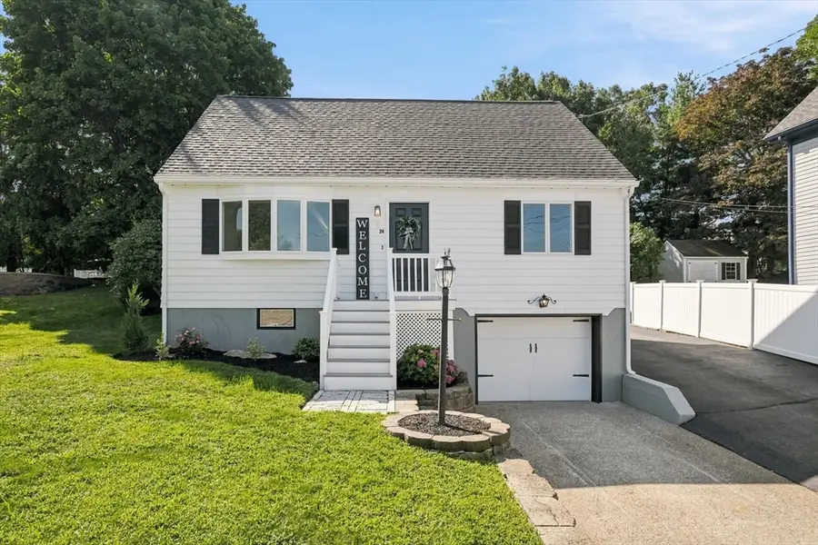 24 Carter Street, Woburn, MA 01801 - #3