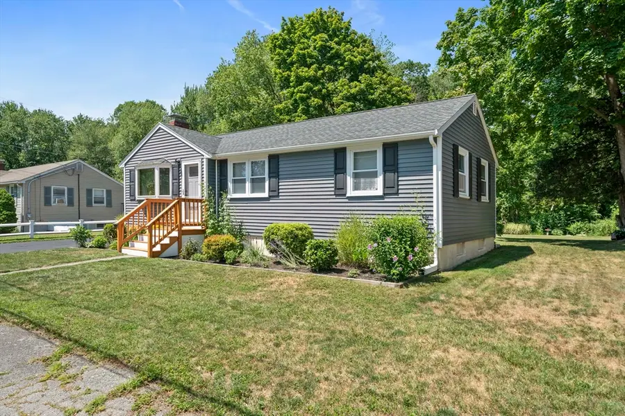 38 Roseen Rd, Holbrook, MA 02343 - #2