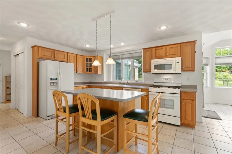29 Hadley Road, Pepperell, MA 01463 - #3