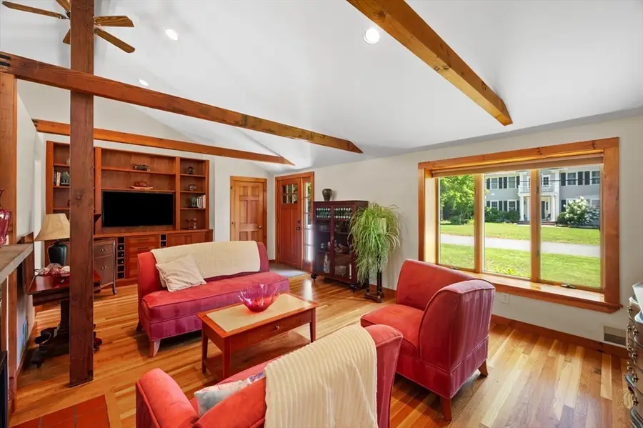 15 Fenmere Ave, Wellesley, MA 02482 - #3