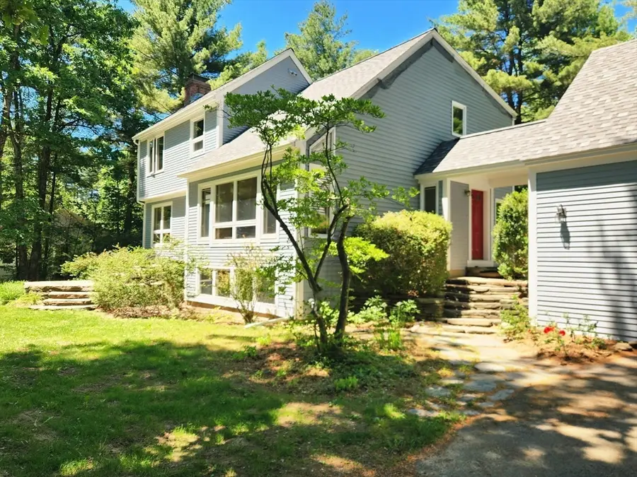 494 Station Rd, Amherst, MA 01002 - #3
