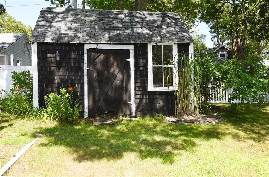14 Prospect St, Wareham, MA 02532 - #3