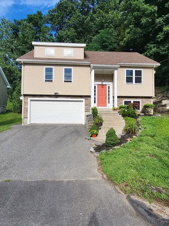 29 Buckley Rd, Worcester, MA 01602 - #2