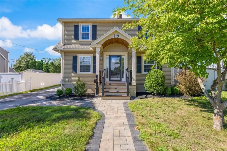 15 William Street, North Andover, MA 01845 - #2
