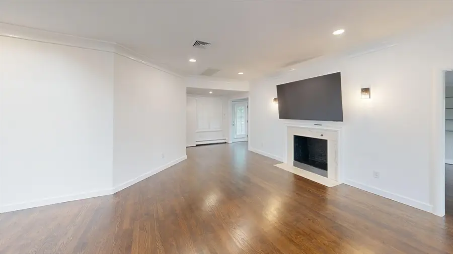 56 Cynthia Rd, Newton, MA 02459 - #2