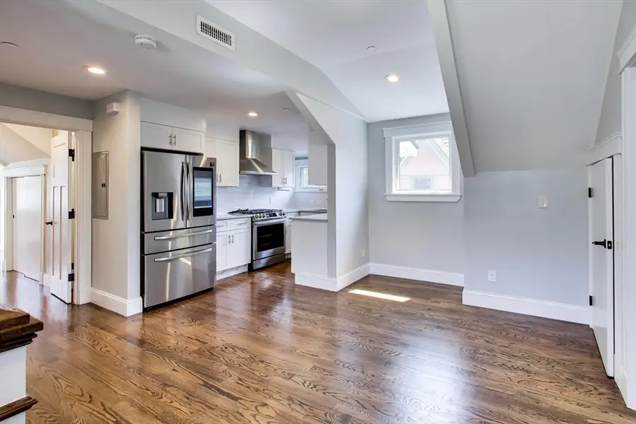 11 Preston Rd #3, Somerville, MA 02143 - #3