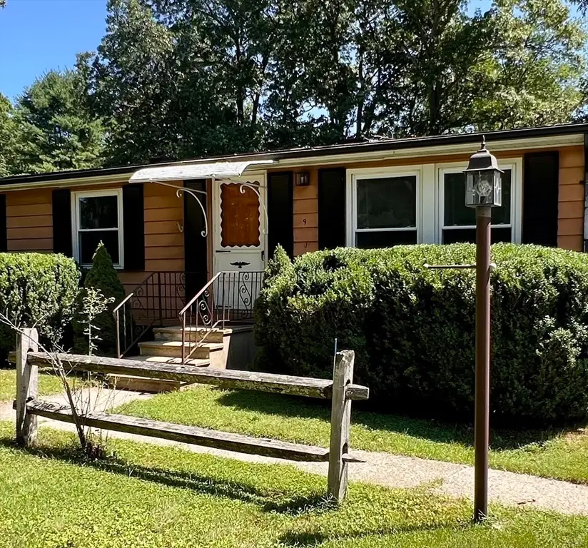 9 Maverick Drive, Brookfield, MA 01506 - #2