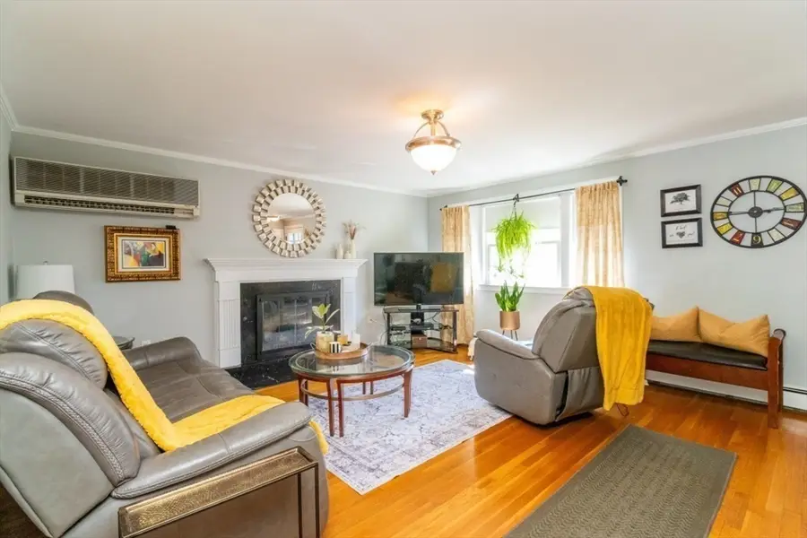 35 Rosaria St, Boston, MA 02122 - #3