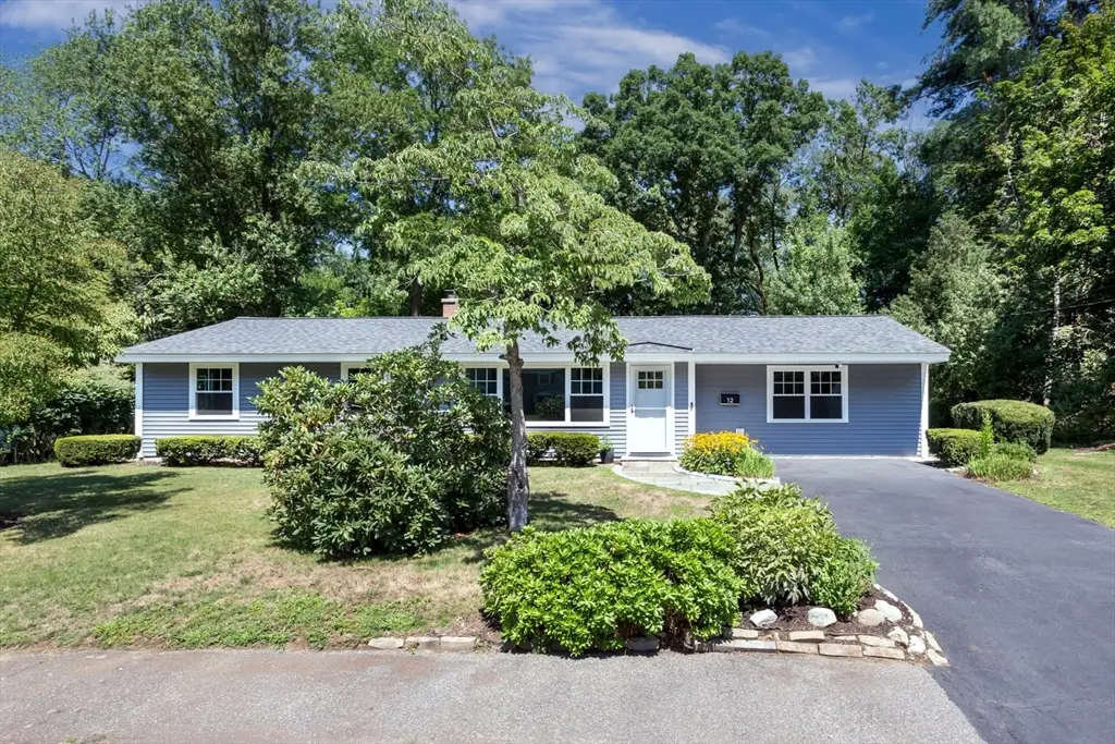 12 Terri Rd, Framingham, MA 01701 - #1
