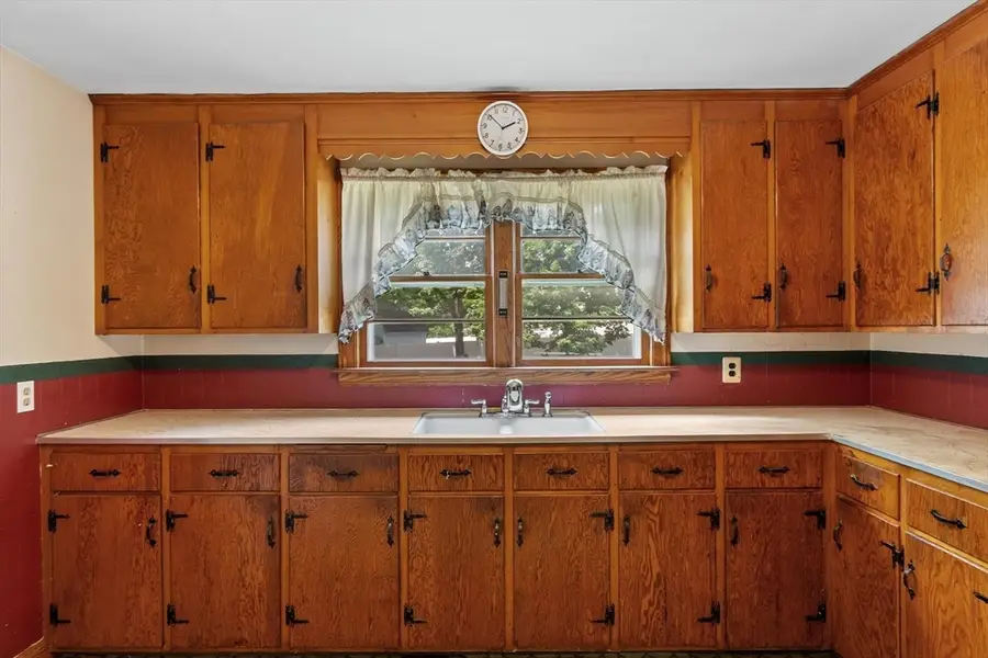 25 Starr St, Leominster, MA 01453 - #3