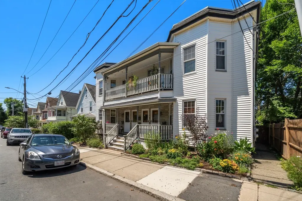 74 Trull St #B, Somerville, MA 02145 - #1