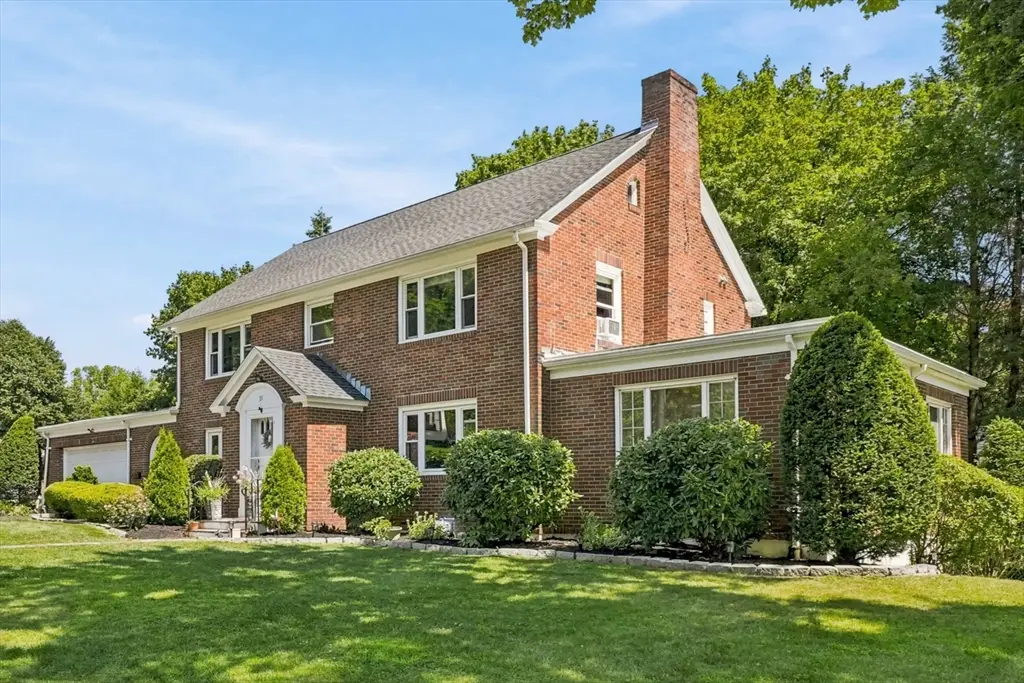 35 Swift Rd, Framingham, MA 01702 - #1