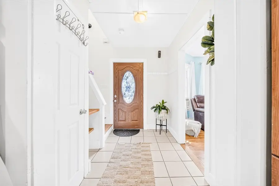 22 Emerson, Lynn, MA 01902 - #2