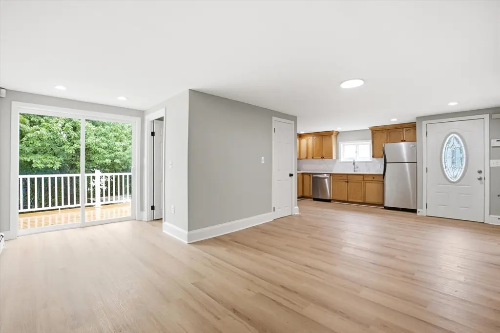 111 Liberty St, Lowell, MA 01851 - #1
