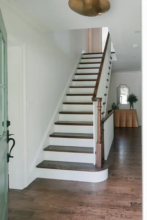 21 Wellesley Ave, Wellesley, MA 02482 - #2