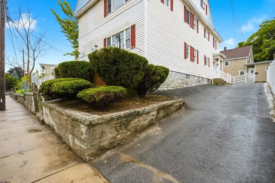 113-115 Liberty St, Lowell, MA 01851 - #3
