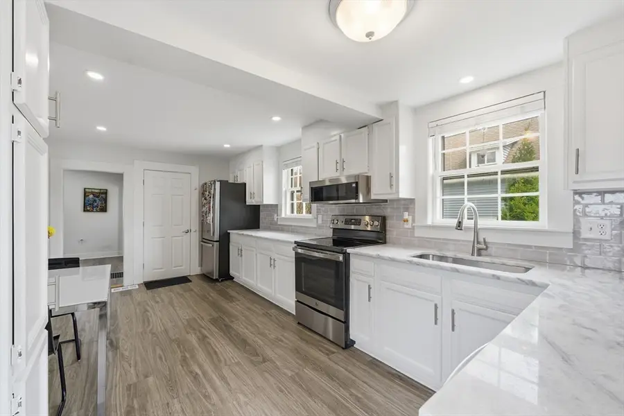 7 Cherry Street, Southborough, MA 01745 - #3