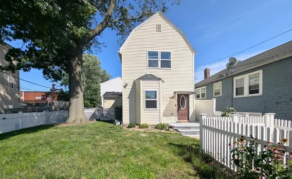 35 Francis St, Everett, MA 02149