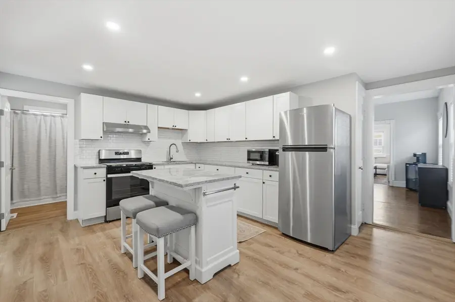 220 University Ave, Lowell, MA 01854 - #3