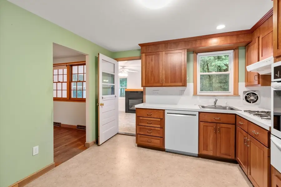 117 Albemarle Rd, Norwood, MA 02062 - #3