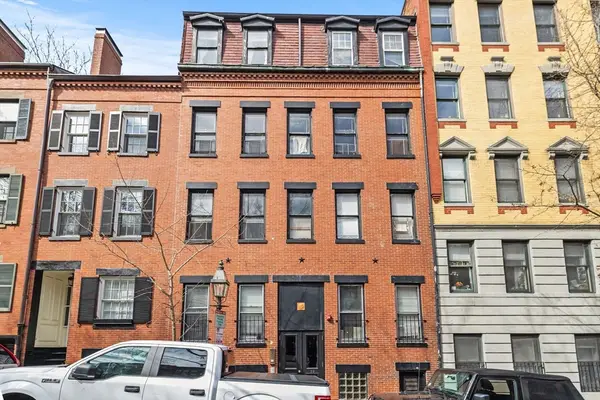19 South Russell Street, Boston, MA 02114