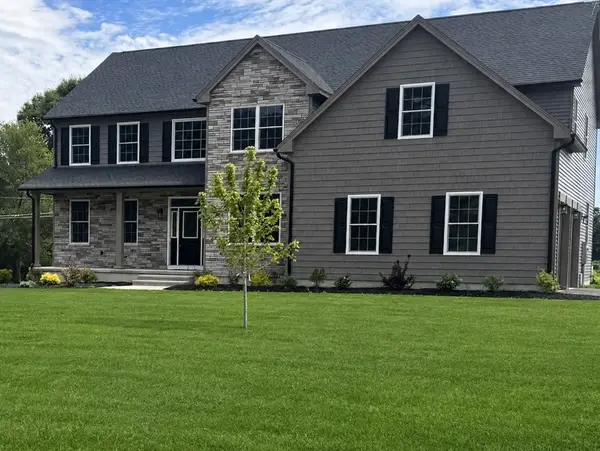 2 Scarlett Drive, East Longmeadow, MA 01028