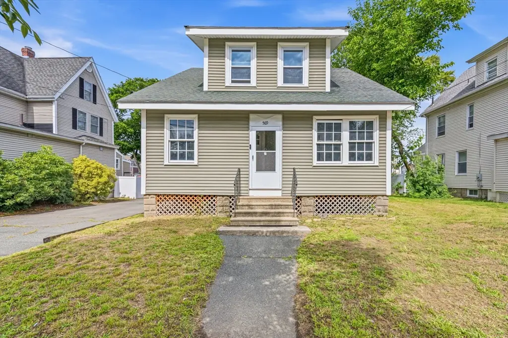 569 Lincoln Ave, Saugus, MA 01906 - #1