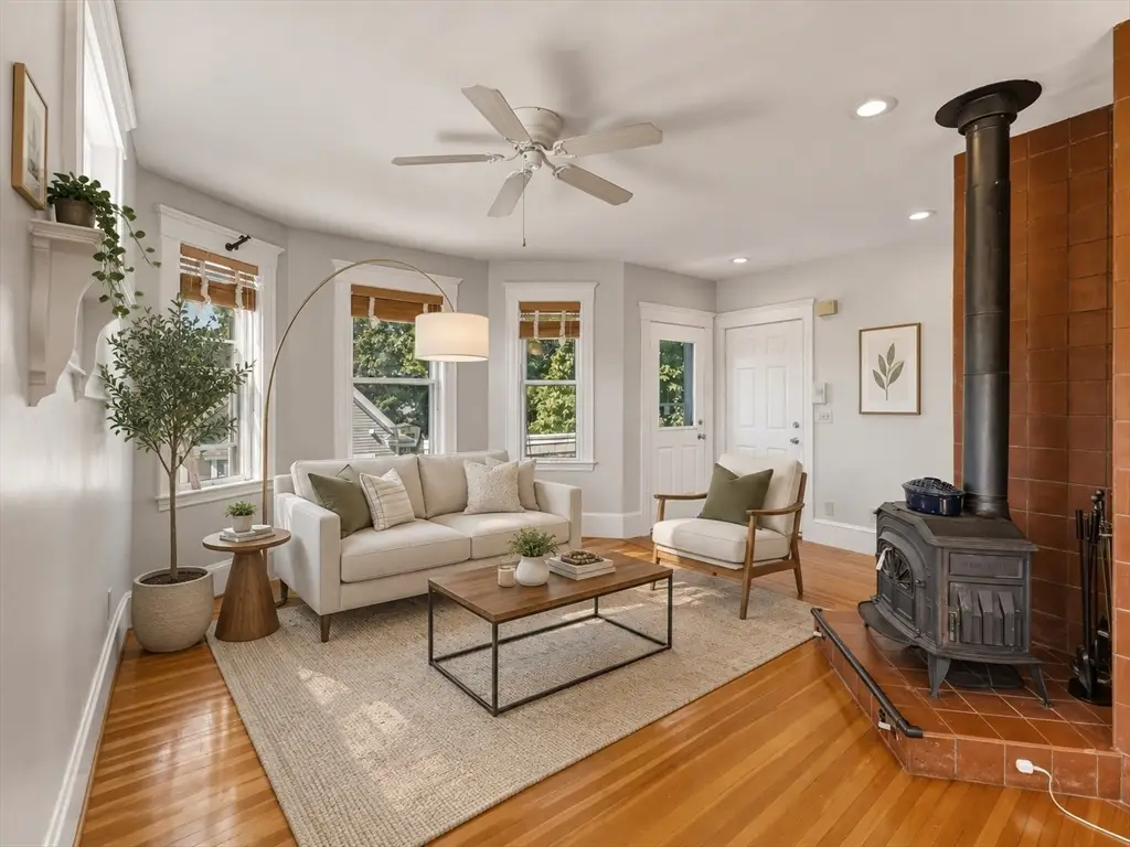 45-47 Chestnut St #3, Cambridge, MA 02139 - #1